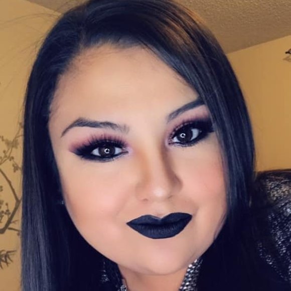 Meet your Posher, Brandi - Picture 1 of 1